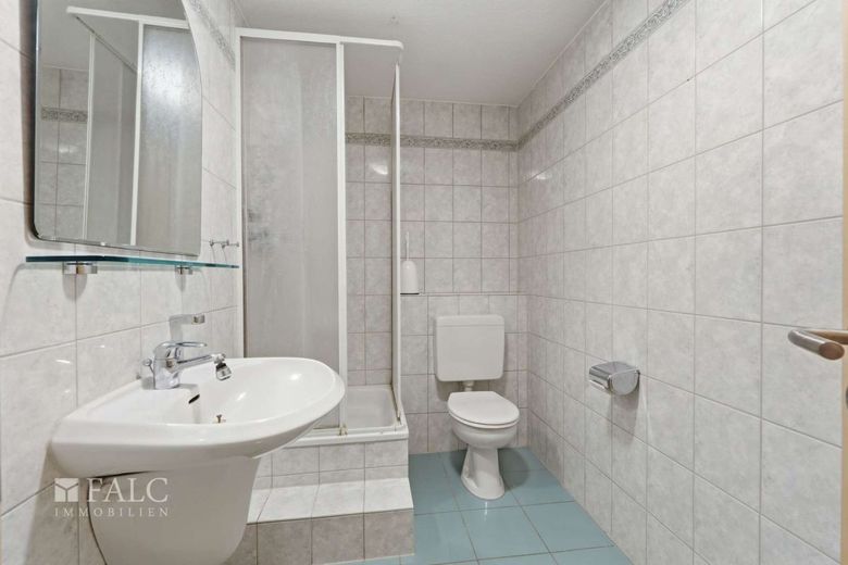 Einfamilienhaus in bester Lage von Hürth-Hermülheim – Badezimmer UG