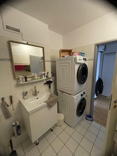 Von Privat sehr schöne & helle 2.5 ZKB in direkter Innenstadtlage – Foto 23