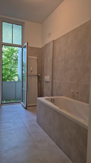 Bremen – Barkhof von privat: Repräsentative Hochparterre-Wohnung – Badezimmer 2