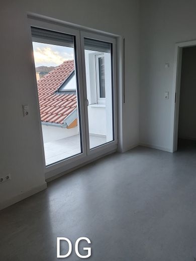 Helle Dachgeschoss Wohnung – Foto 6