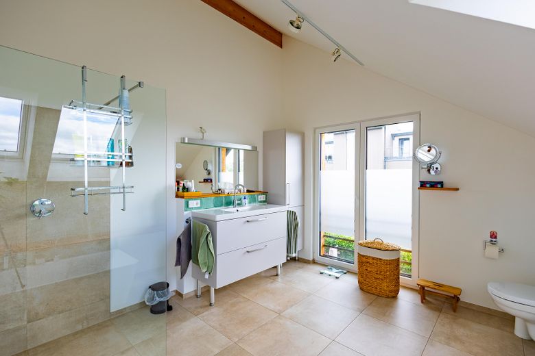 Badezimmer OG Bild 1