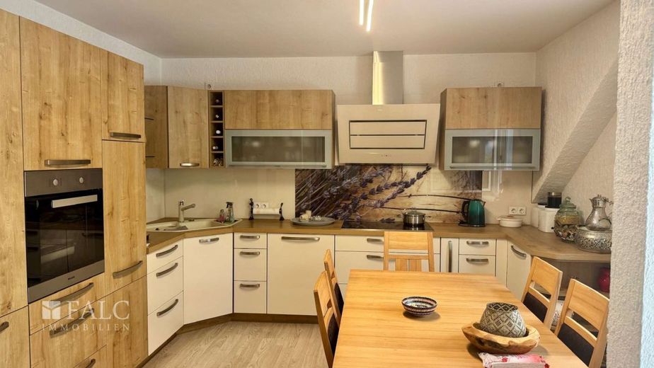 Mehrfamilienhaus als rentables Anlageobjekt (SOLL-Kaltmiete 154.200 EUR / Jahr, Provisionsfrei) – Küche
