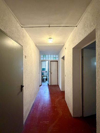 Vielseitiges Wohn- und Gewerbeobjekt mit Hallen & Werkstatt in naturnaher Lage – Diele EG_KG