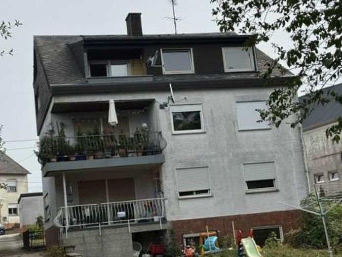 Vivir sobre los tejados de Tréveris – 4 habitaciones, balcón orientado al sur, garaje y amplio espacio bajo cubierta – Foto 1