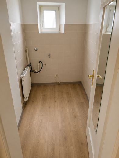 3-Zimmer-Wohnung mit neuer Einbauküche in zentraler Lage von Augsburg – Abstellzimmer