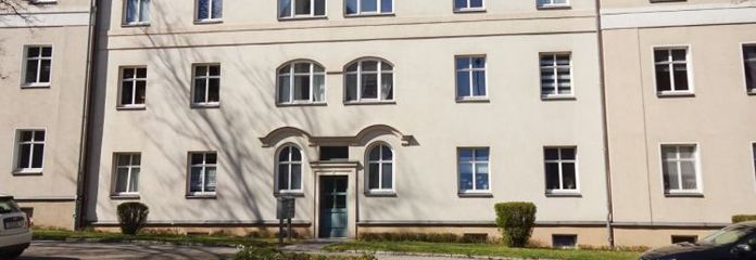 Ab 1.12.! Helle 2-Raumwhg. mit Balkon und Stpl. in Marienthal!