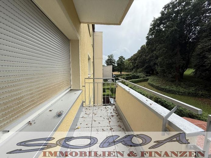Zentrumsnahe 3 Zimmer Wohnung mit Stellplatz und Balkon mit tollem Ausblick in Neuburg - Ein Objekt von Ihrem Immobilienpartner SOWA Immobilien und Finanzen – Bild 3