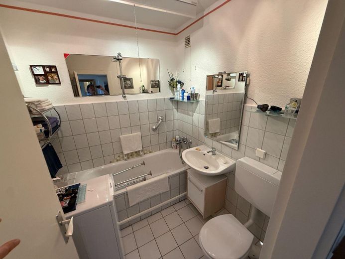 Apartamento de 2 habitaciones en Waldenau-Pinneberg – Bad (Waschmaschine vom Mieter)