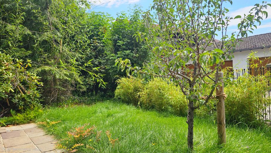 Abitare con tranquillità e stile tra Monaco e le montagne - completamente arredato – Garten