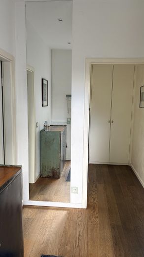 Traumhafte zeitgenössische Immobilie in der ruhigen Villenkolonie Kleinmachnow – Flurbereich EG