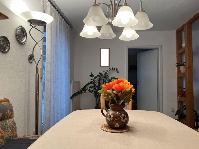 Helle 2-Zimmer Dachgeschosswohnung in Großenseebach mit großem Balkon - BITTE KEINE MAKLERANFRAGEN – Essbereich