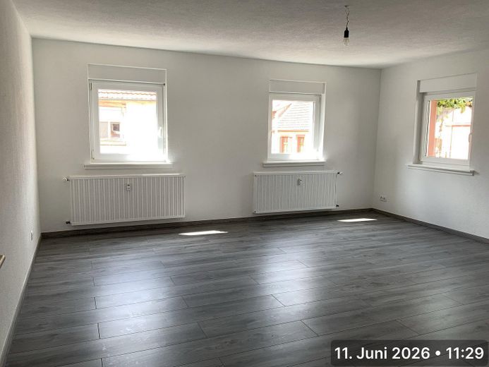 3 Zimmer Wohnung mit begehbarer Dusche – WZ