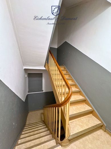 Helle und gepflegte 2-ZKB-Altbauwohnung im Nauwieser Viertel – Treppenhaus