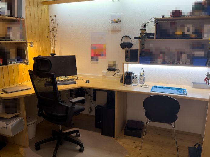 Provisionsfrei: 4-Zimmer-EG-Wohnung mit 300 m² Privatgarten, Süd-West-Terrasse, nur 2 Parteien – Arbeits- / Hobbyraum UG