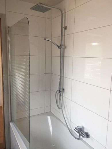 Moderne 3,5–4-Zimmer-Wohnung mit Panorama-Terrasse in Stockach – Foto 3
