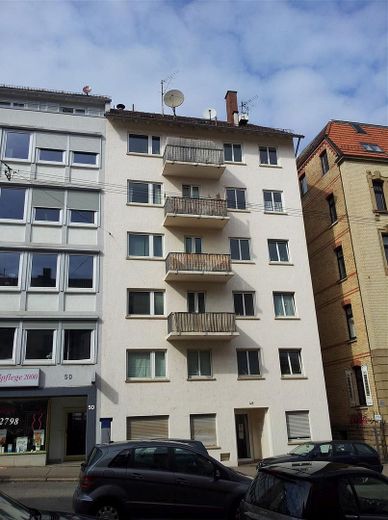 Inversión de capital: 5 habitaciones + plaza de aparcamiento, 8,5 % de rentabilidad bruta, potencial de ampliación del ático – Außenansicht