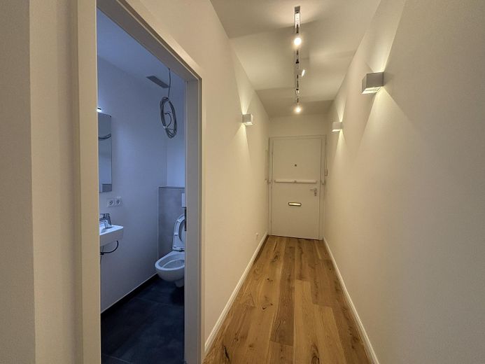 Suitable for shared living & renovated: 3 rooms with 2 bathrooms in Maxvorstadt – Foto 6
