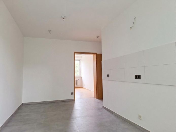 Modernisierte 4,5 Zimmer-KDB Wohnung (98qm) in ruhiger Lage von Essen-Dellwig (Gleisstr. 36) – Küche