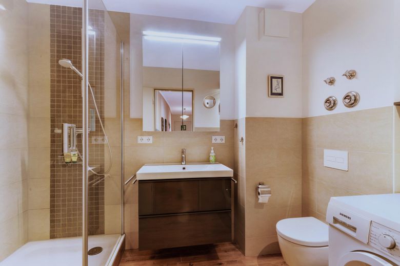 Angenehme 3Zi Wohnung – Bad