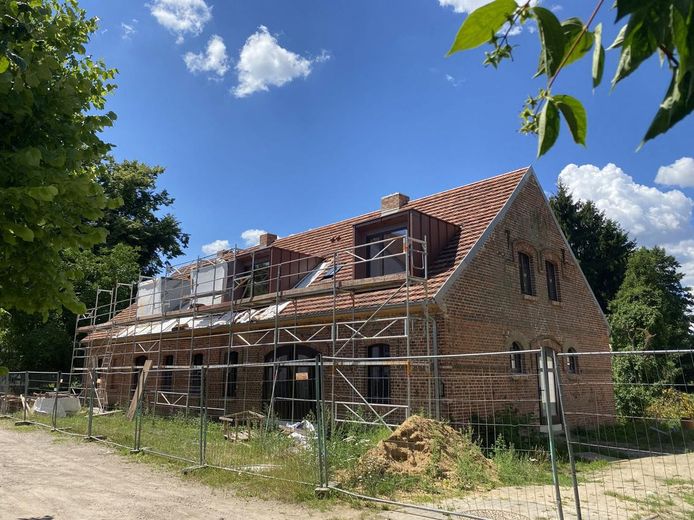 Vakantiewoningen in het historische koetshuis – Fertigstellung Rohbauarbeiten