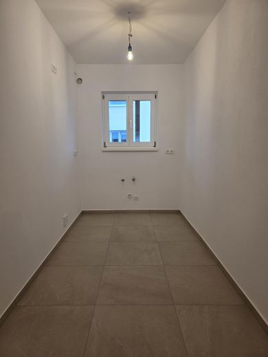 Zonder makelaarscourtage! Belegging (4,75% rendement) of eigen gebruik I Maisonnettewoning in Gartenberg – Küche