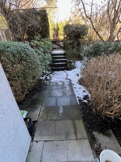 Casa adosada con potencial en Starnberg: cerca del lago, todo a mano – Foto 3