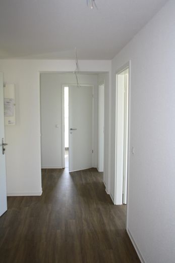 Stilvolle, neuwertige 3-Zimmer-Wohnung in Rostock-Südstadt – Flur