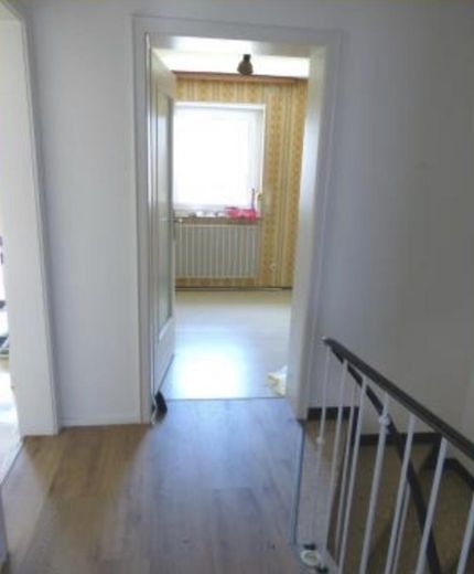 Casa a schiera centrale soleggiata con giardino, balcone e molto potenziale a Waltenhofen-Rauns – Foto 4