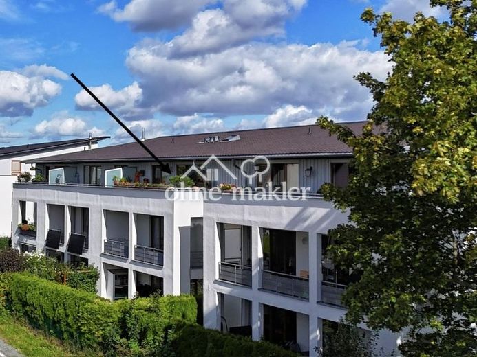 Hochwertige 3-Raum-Dachgeschosswohnung mit großer Dachterrasse in ruhiger Top-Lage – Foto 1