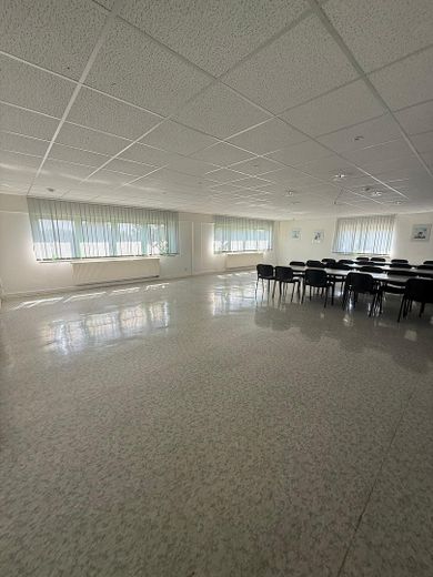 Oficina · Consulta · Autoescuela · Formación: dos plantas, divisibles desde 40 m² – Foto 15