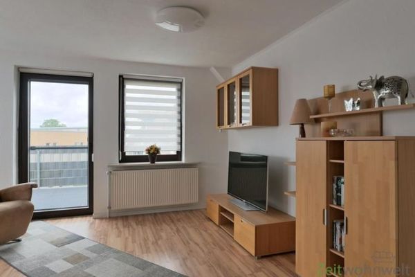(EF1167_M) Halle: Diemitz, möblierte Wohnung mit großem Dachbalkon und Klimaanlage