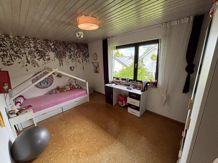 Kinderzimmer im OG
