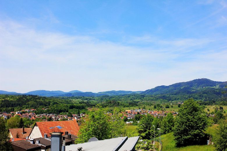 Sehr schöne Doppelhaushälfte mit niedrigen Energiekosten – Foto 7