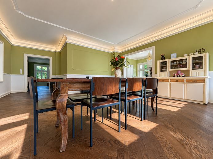 Jugendstil-Villa mit Zukunft und Geschichte - 380qm - Effizienzklasse A+ / provisionsfrei – Esszimmer
