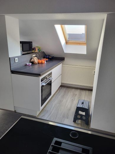Light-filled 3.5-room maisonette apartment in Nordstadt/Gärten h.d.Veste – Küche Bild 1