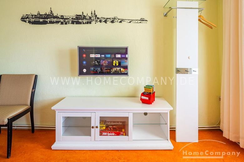 18620 HomeCompany Dresden Möbliert/Furnished 2-Zimmer Apartment mit Terrasse und Wintergarten in Dresden-Neustadt max. 2 Personen – d1475c82f136b163fd5424c9823583ff0fdec509.jpg