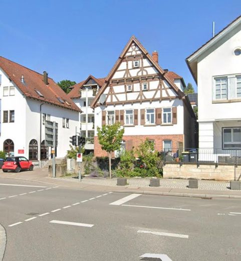 Erdgeschoss Wohnung ab sofort zu vermieten – Hausansicht