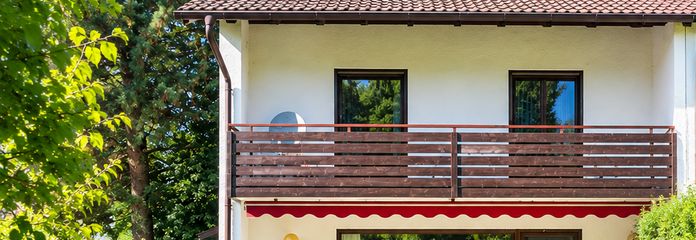 Продаётся половина дуплекса без комиссии; всего 400 м до городской электрички – Hausansicht