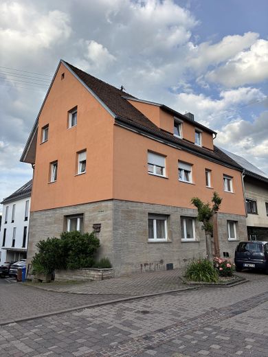 Ehemaliges Gasthaus mit viel Potenzial – Wohn- und Gewerbeimmobilie in 97900 Külsheim – Hausansicht