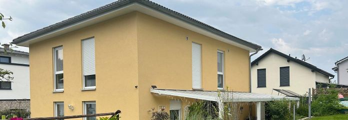 Без комісії в енергоефективне власне житло – енергетичний клас A! – Haus Rückseite