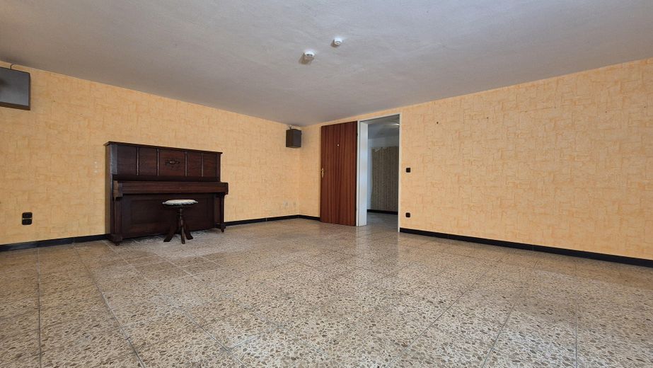 Großer Freizeitkeller