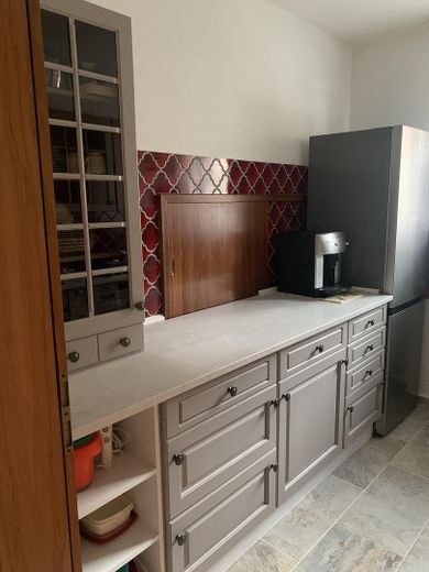 Casa atractiva con 6,5 habitaciones y cocina equipada en Fridingen – Küche
