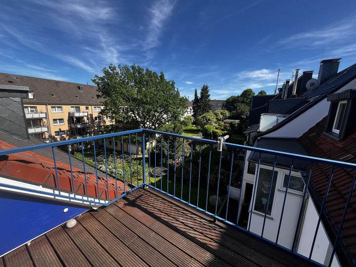 Charmante lichtdurchflutete  Eigentumswohnung mit Dachterrasse in Südlage – Dachterrasse - Südseite