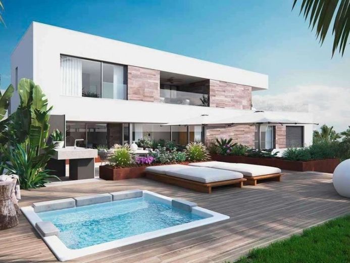 VILLA DI LUSSO CON VISTA MARE E A POCHI METRI DALLA SPIAGGIA – Foto 1