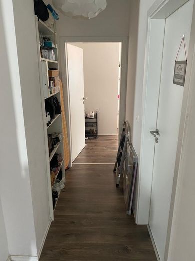 Odnowione 3-pokojowe mieszkanie w centralnej lokalizacji – idealne dla mieszkania współdzielonego – Photo 5