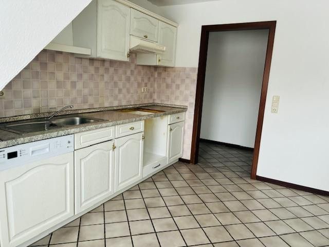 Einbauküche DG links, frei