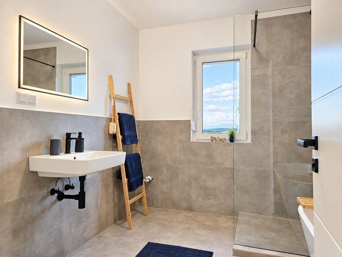 Appartement penthouse fraîchement rénové, sans commission – Photo 7