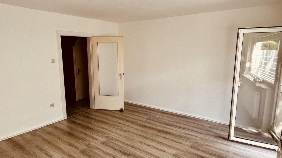 Wohnzimmer Blickrichtung Flur