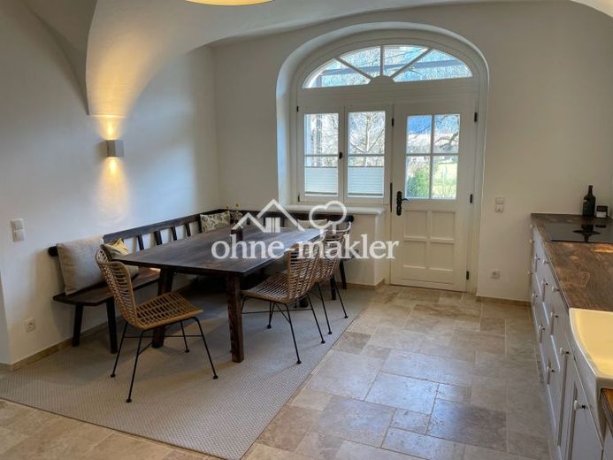 Neuwertige Erdgeschoss Wohnung mit gehobener Ausstattung und herausragender Architektur – Foto 1