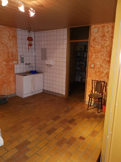 Sans commission 232 m² Travail & habitation : restaurant gastro ramen malatang snack – Gewerbe UG